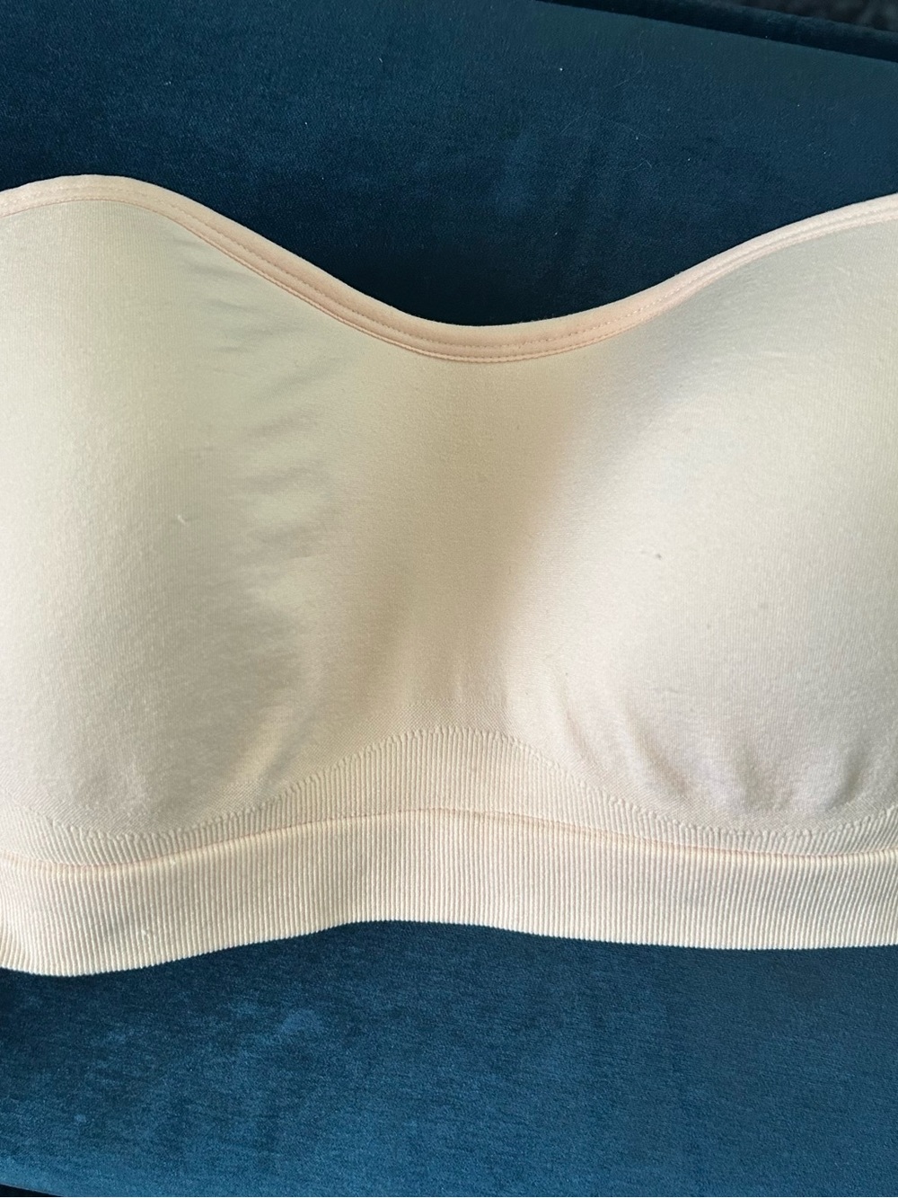 Auden Strapless Seamless Bandeau - Light Beige/light pink